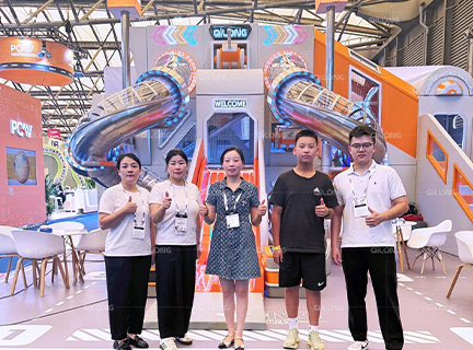 Qilong trionfa all'IAAPA Expo Asia 2025 di Shanghai
